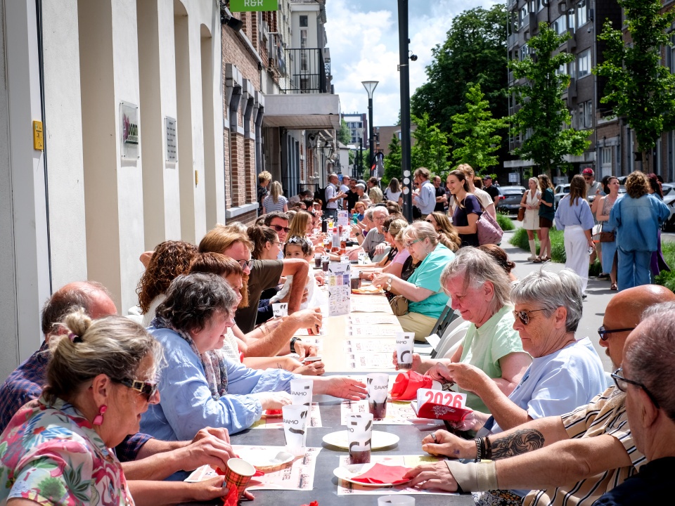 De Langste Tafel bij OnderOns